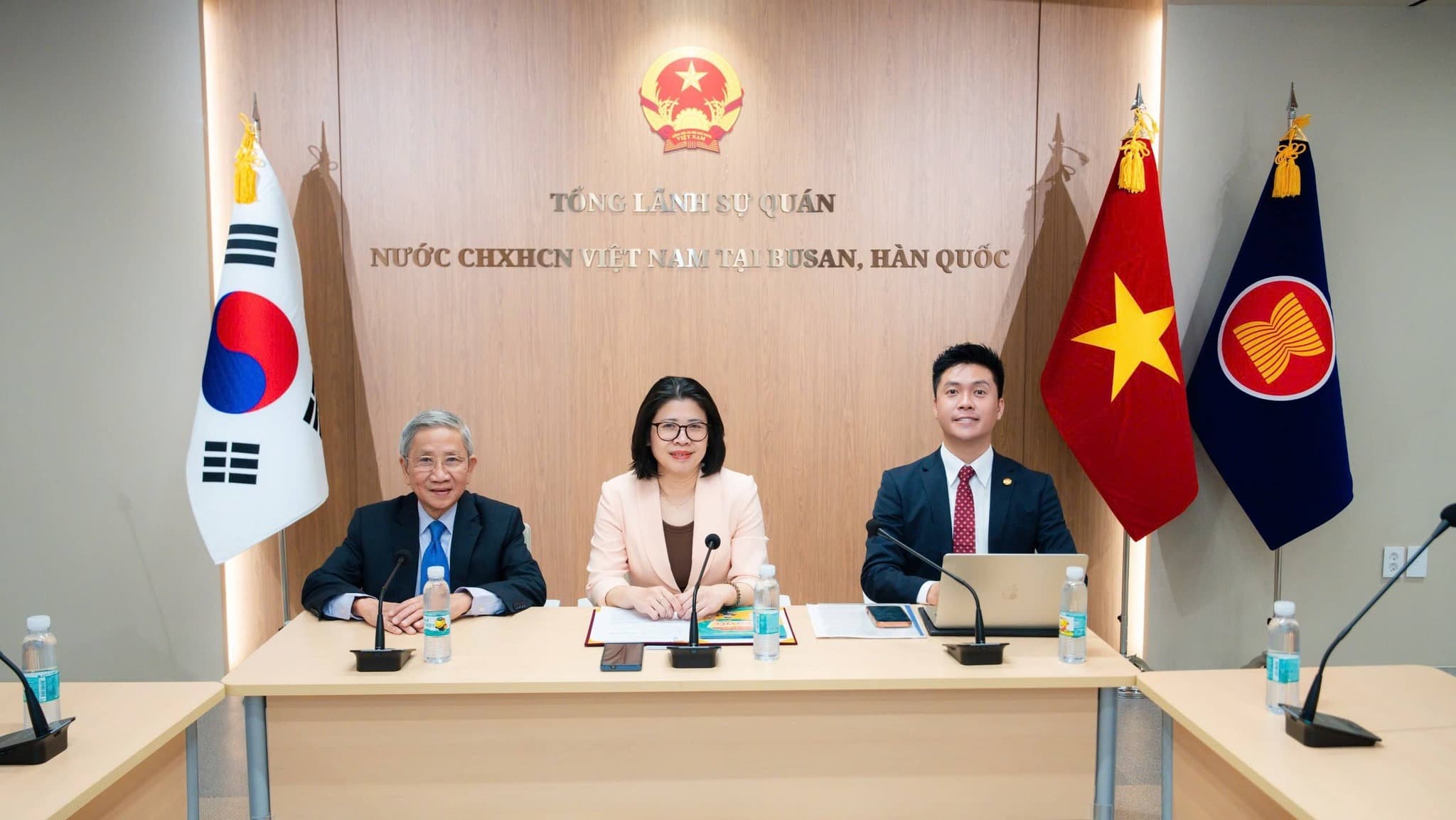 Tiếng Việt là cội nguồn của bản sắc dân tọc Việt Nam - Queen Group
