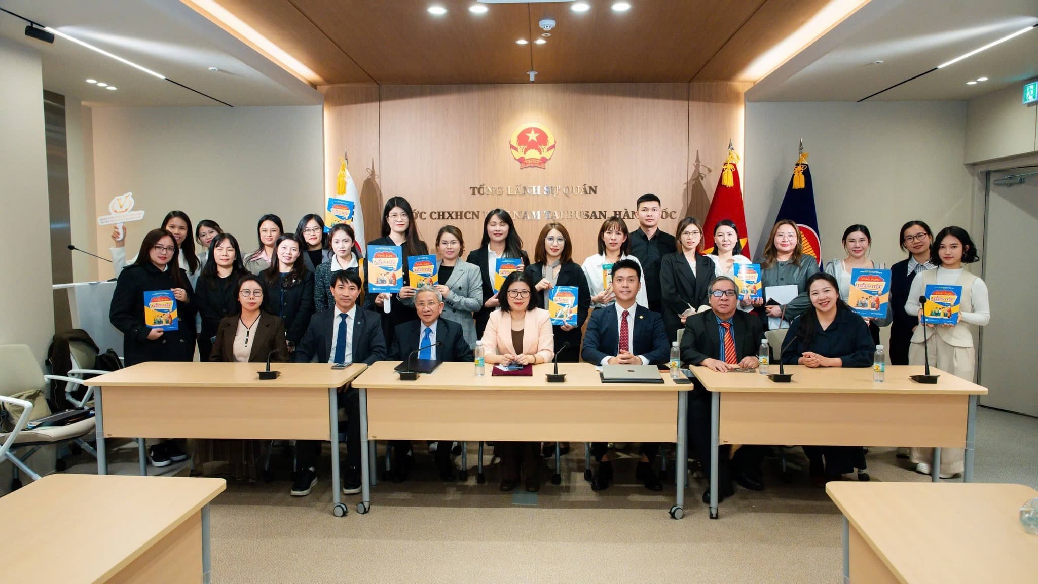 Sự đồng hành và đóng góp của Queen Group trong buổi toạ đàm